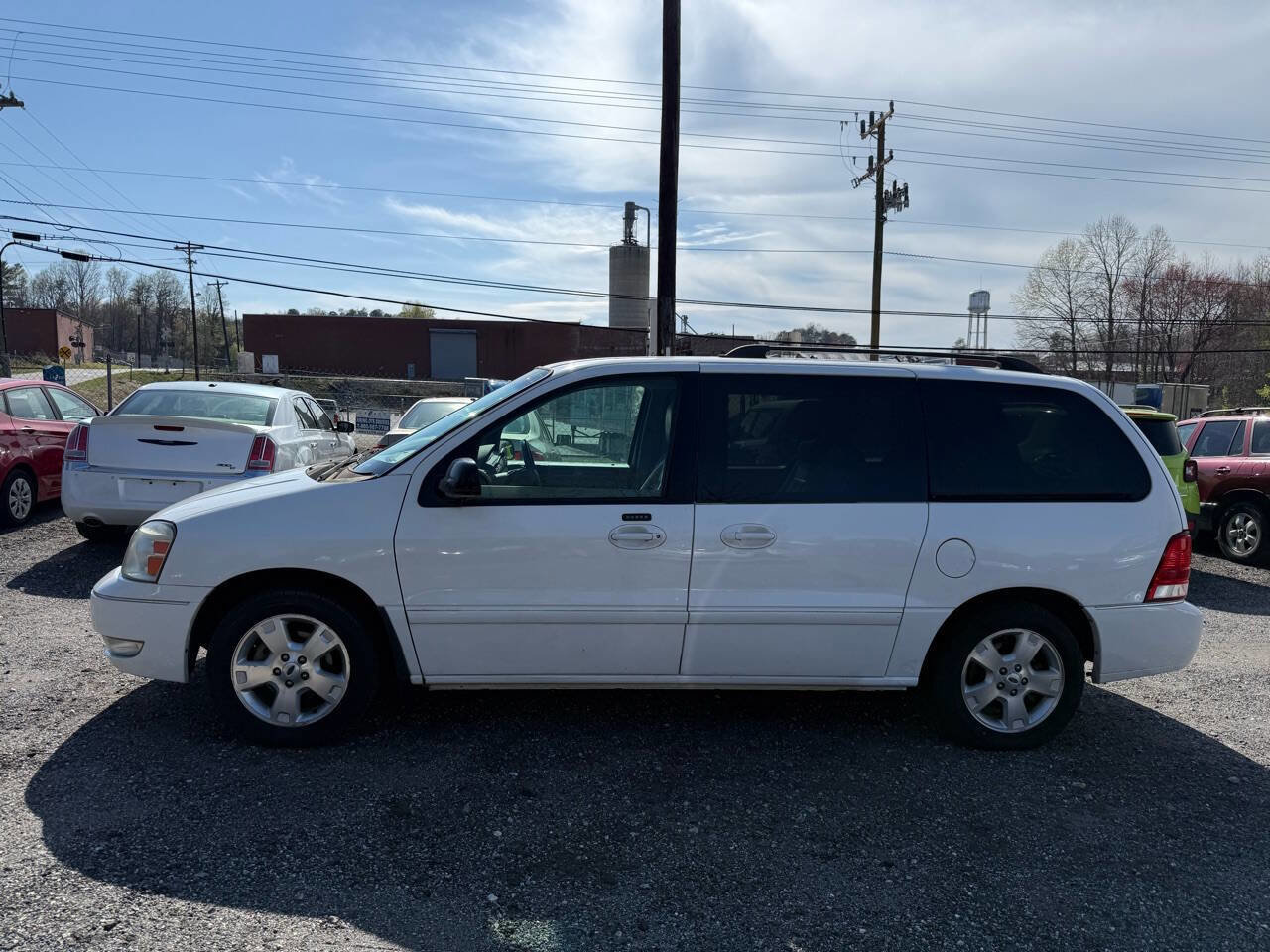 Used 2007 Ford Freestar SEL image 2