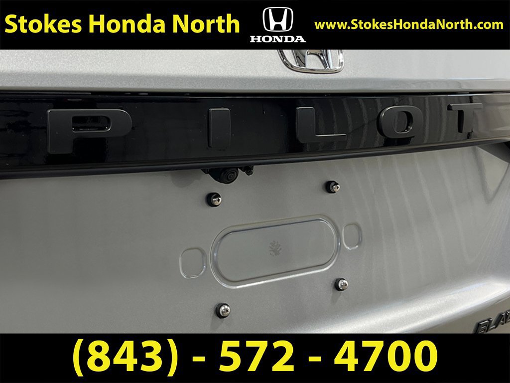New 2026 Honda Pilot Black Edition image 8