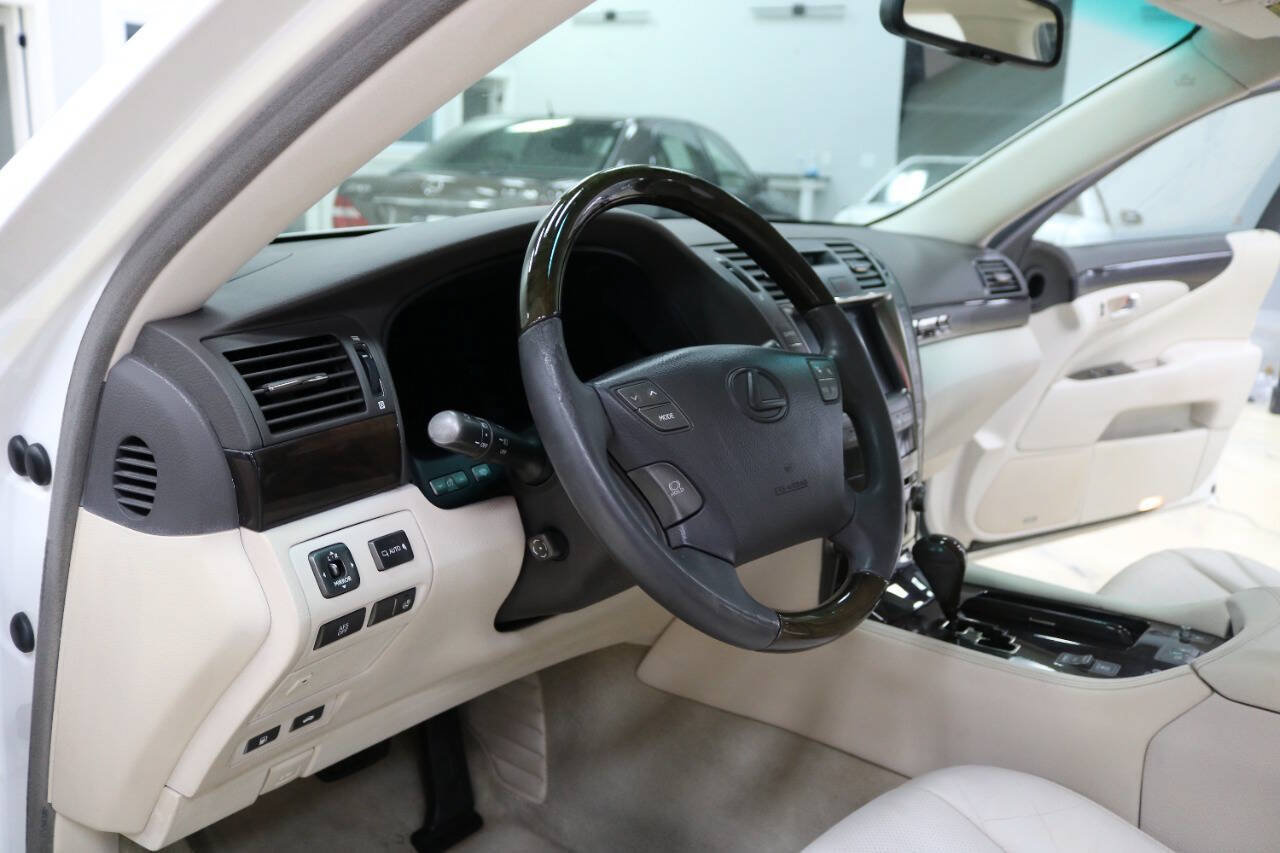 Used 2008 Lexus LS 460 L RWD image 57