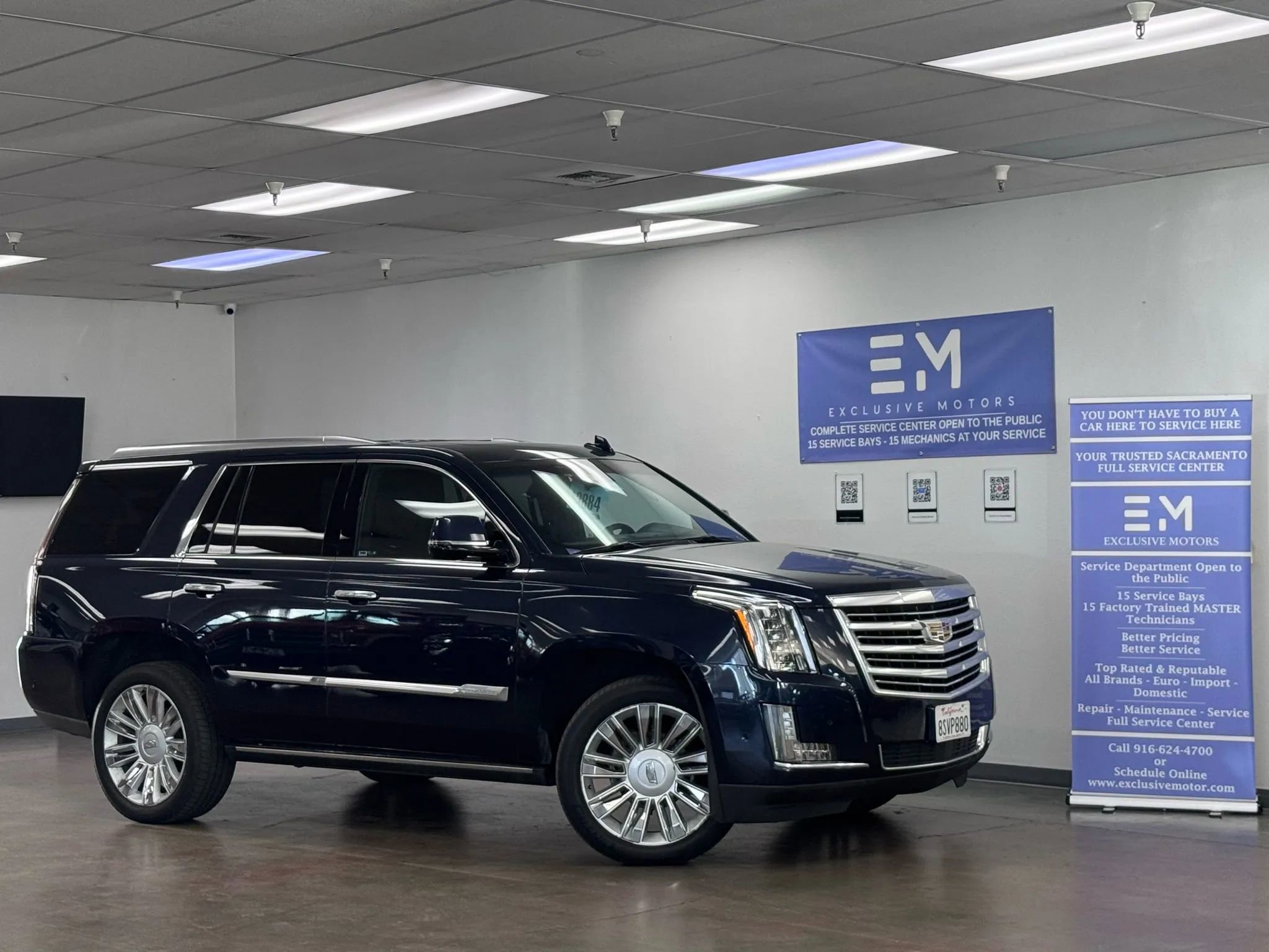 Used 2019 Cadillac Escalade Platinum
