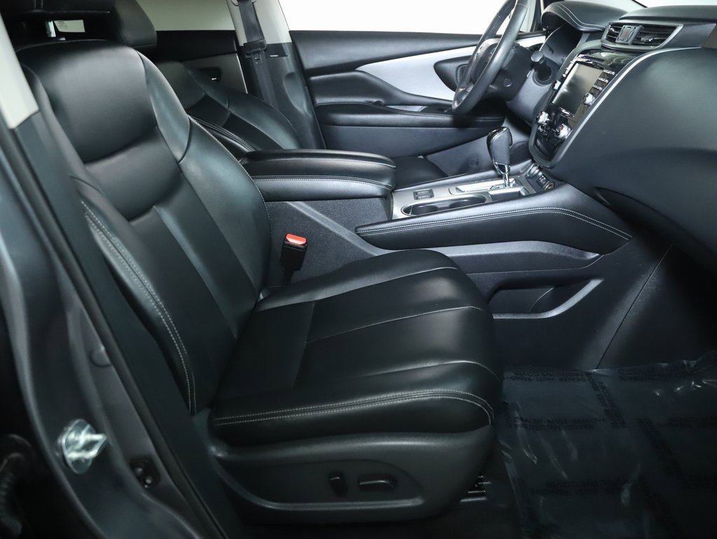 Used 2023 Nissan Murano SV image 34