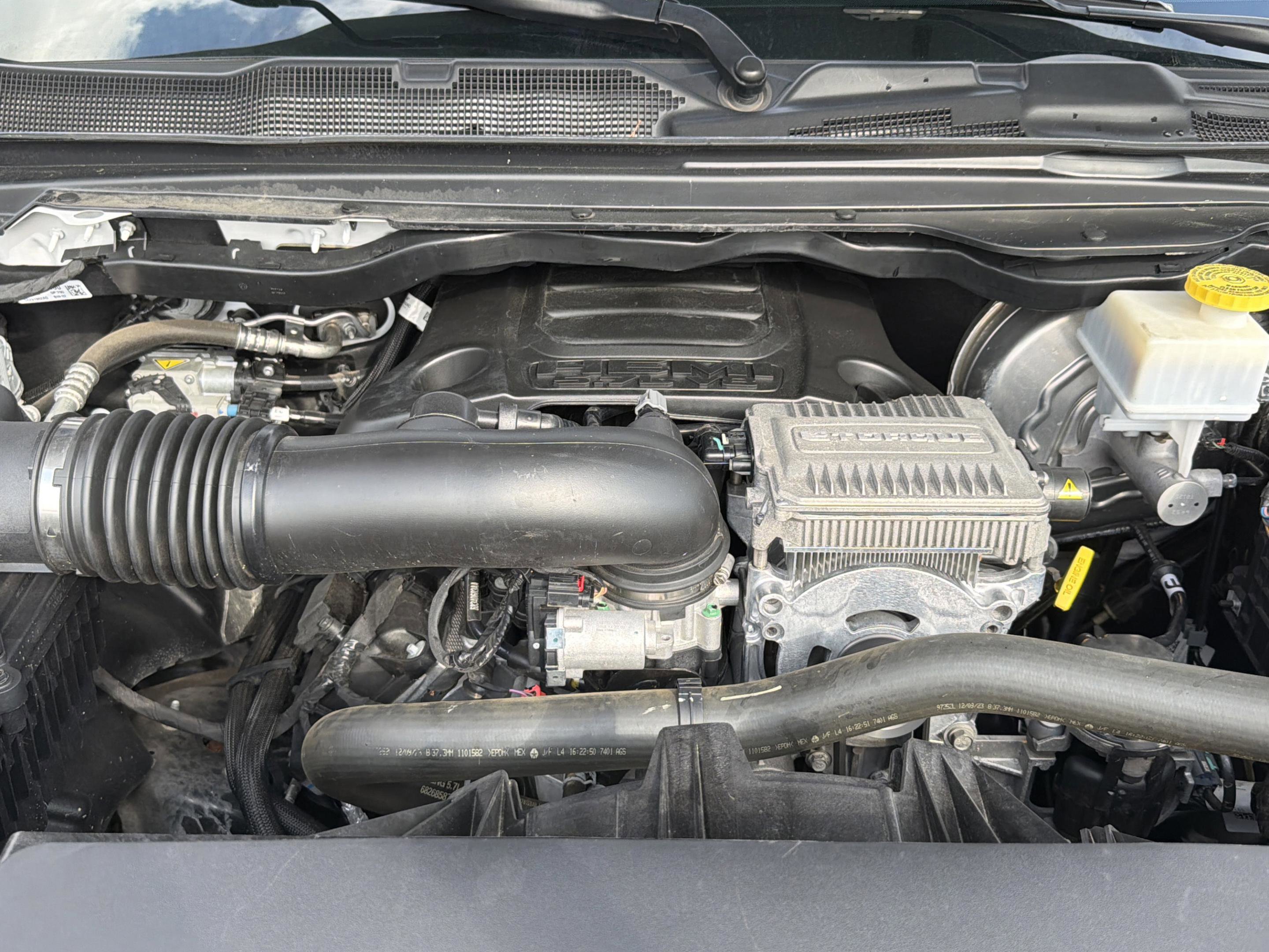 Used 2024 RAM 1500 Laramie image 46