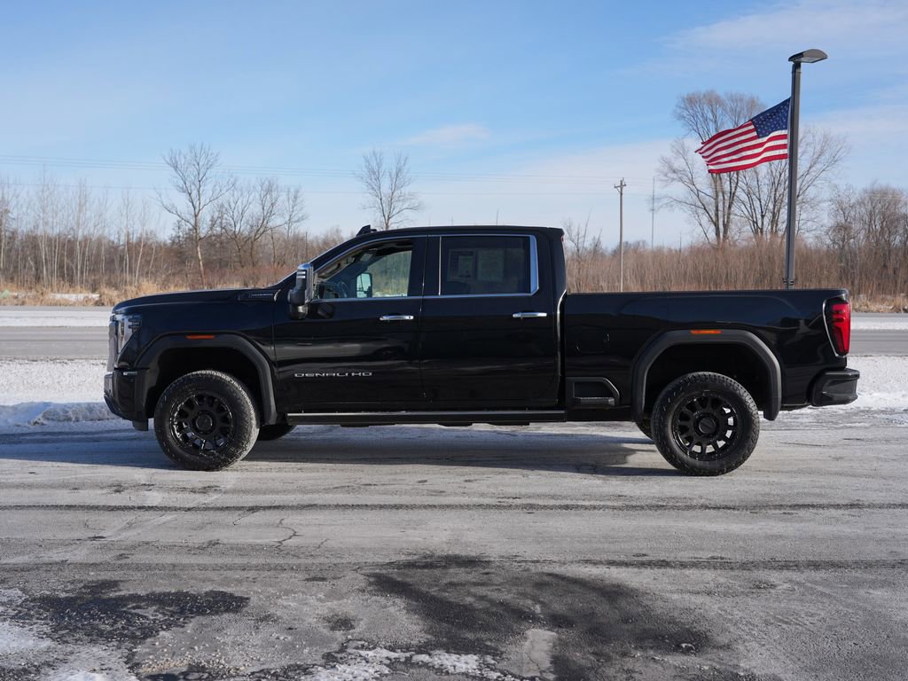Used 2024 GMC Sierra 3500 Denali Ultimate image 6