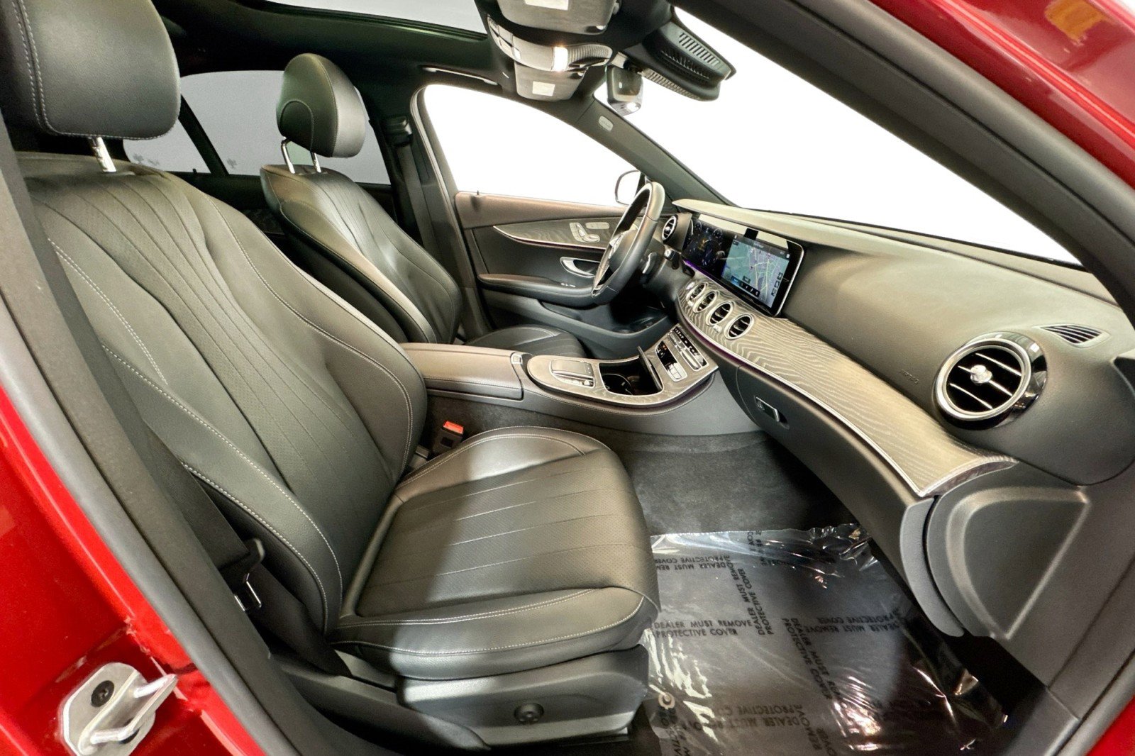 Used 2021 Mercedes-Benz E 350 Sedan w/ Premium Package image 27