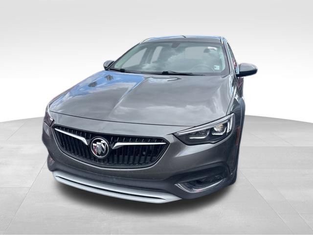 Used 2018 Buick Regal Essence w/ Driver Confidence Package #1 image 4