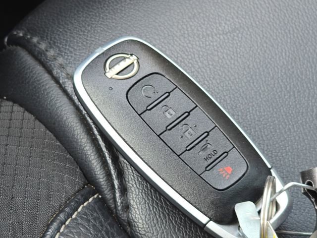 Certified 2024 Nissan Pathfinder SL w/ SL Premium Package FWD image 27