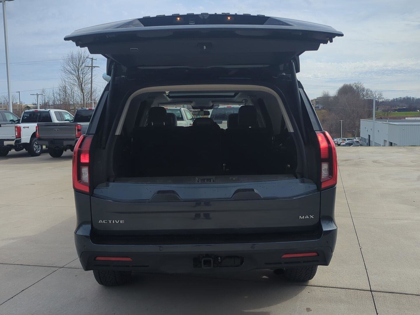 Used 2025 Ford Expedition Max Active AWD/4WD image 31