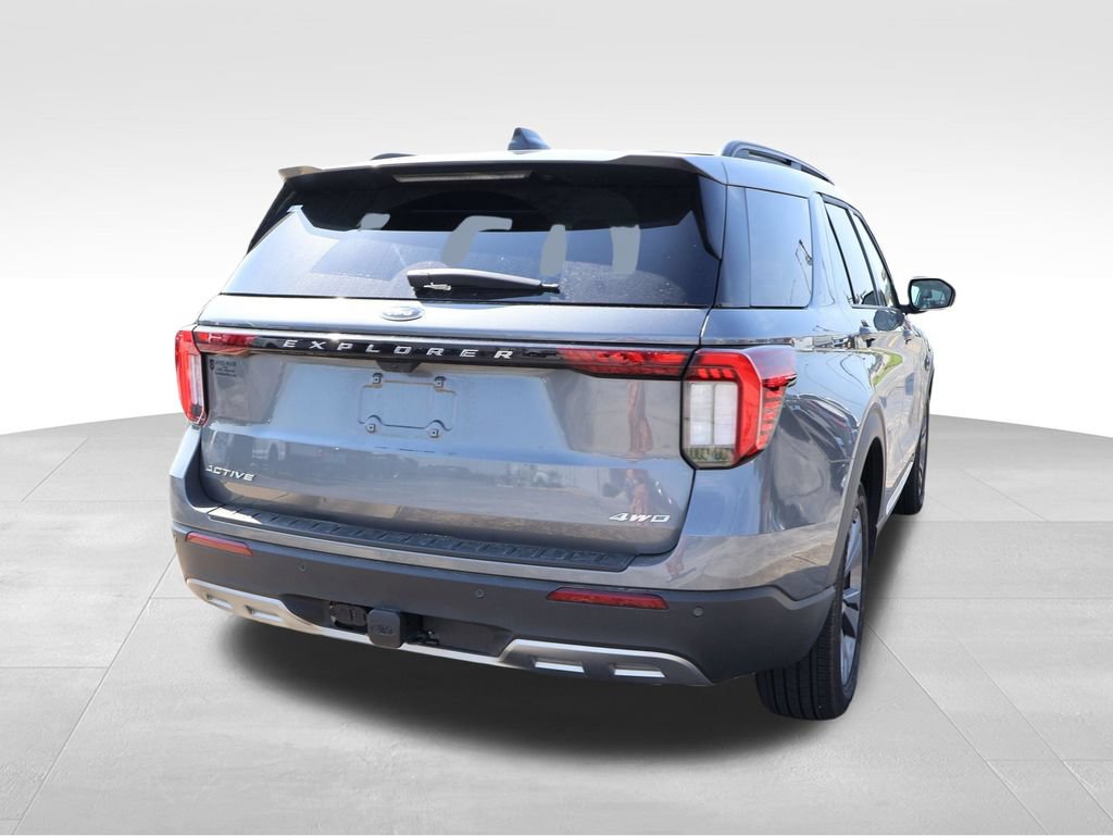 Used 2025 Ford Explorer Active w/ Active Comfort Package AWD/4WD image 16