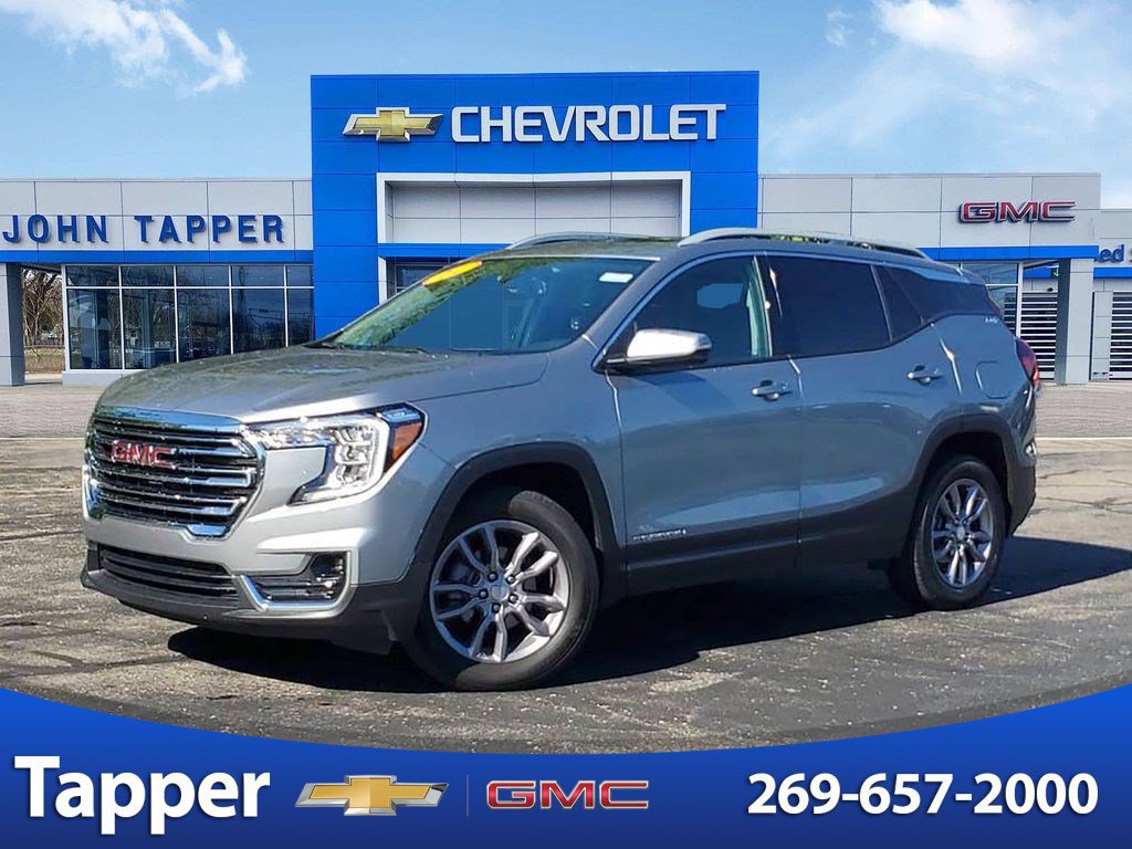 Used 2024 GMC Terrain SLT w/ LPO, Floor Liner Package