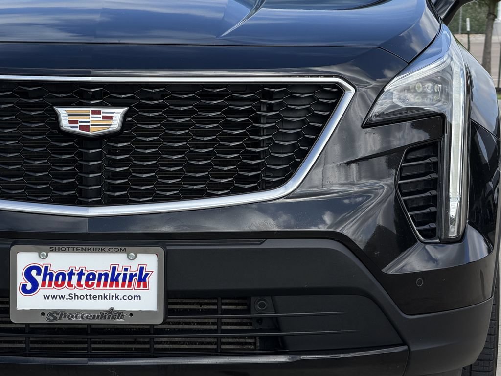 Used 2020 Cadillac XT4 Sport w/ Cold Weather Package FWD image 8