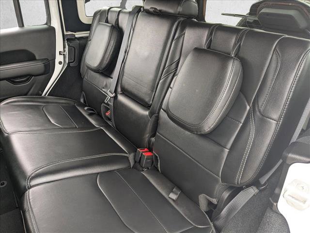 Used 2022 Jeep Wrangler Unlimited Sahara w/ Cold Weather Group image 19