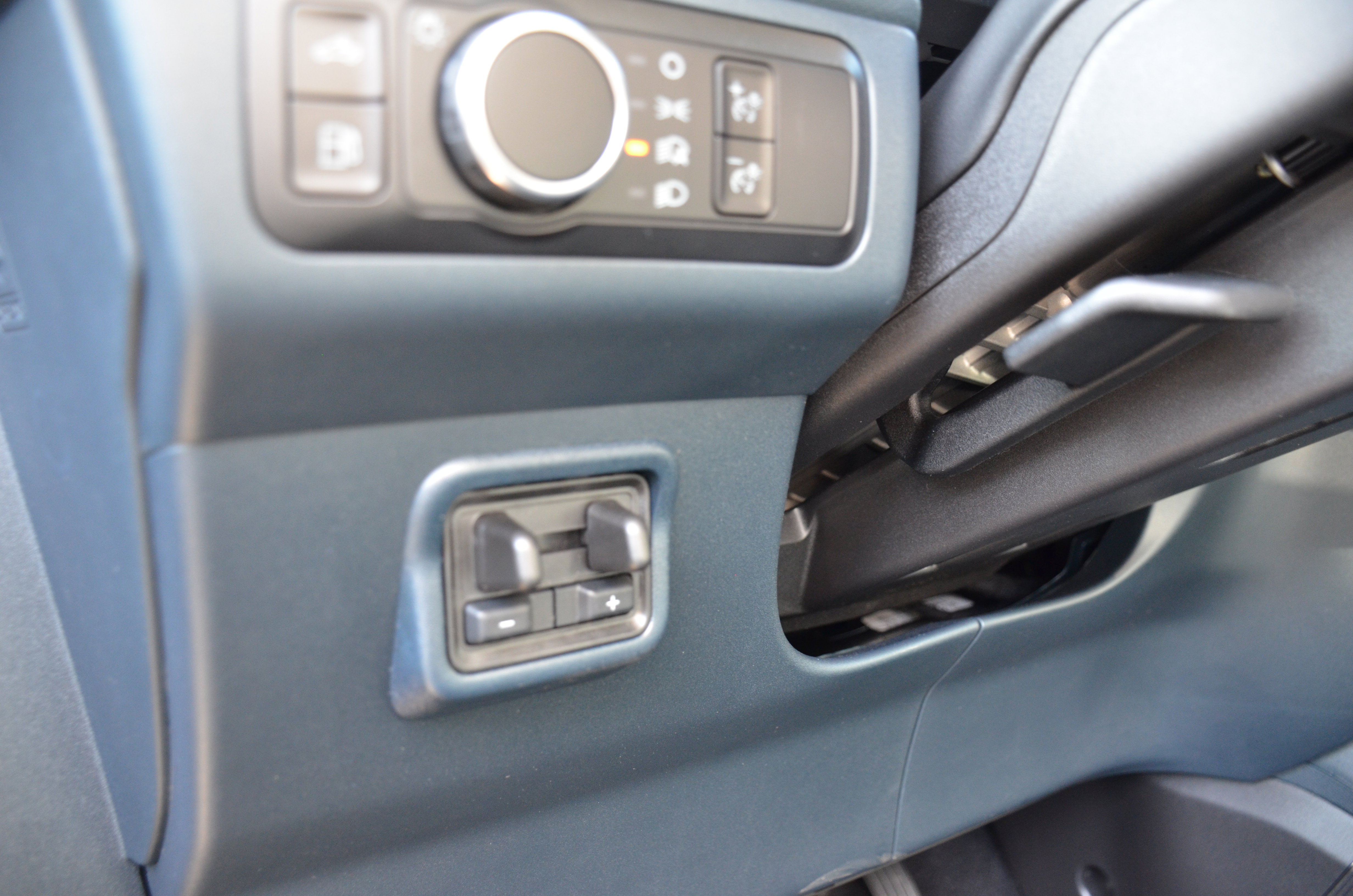 New 2025 Ford Maverick XLT w/ Equipment Group 301A image 16