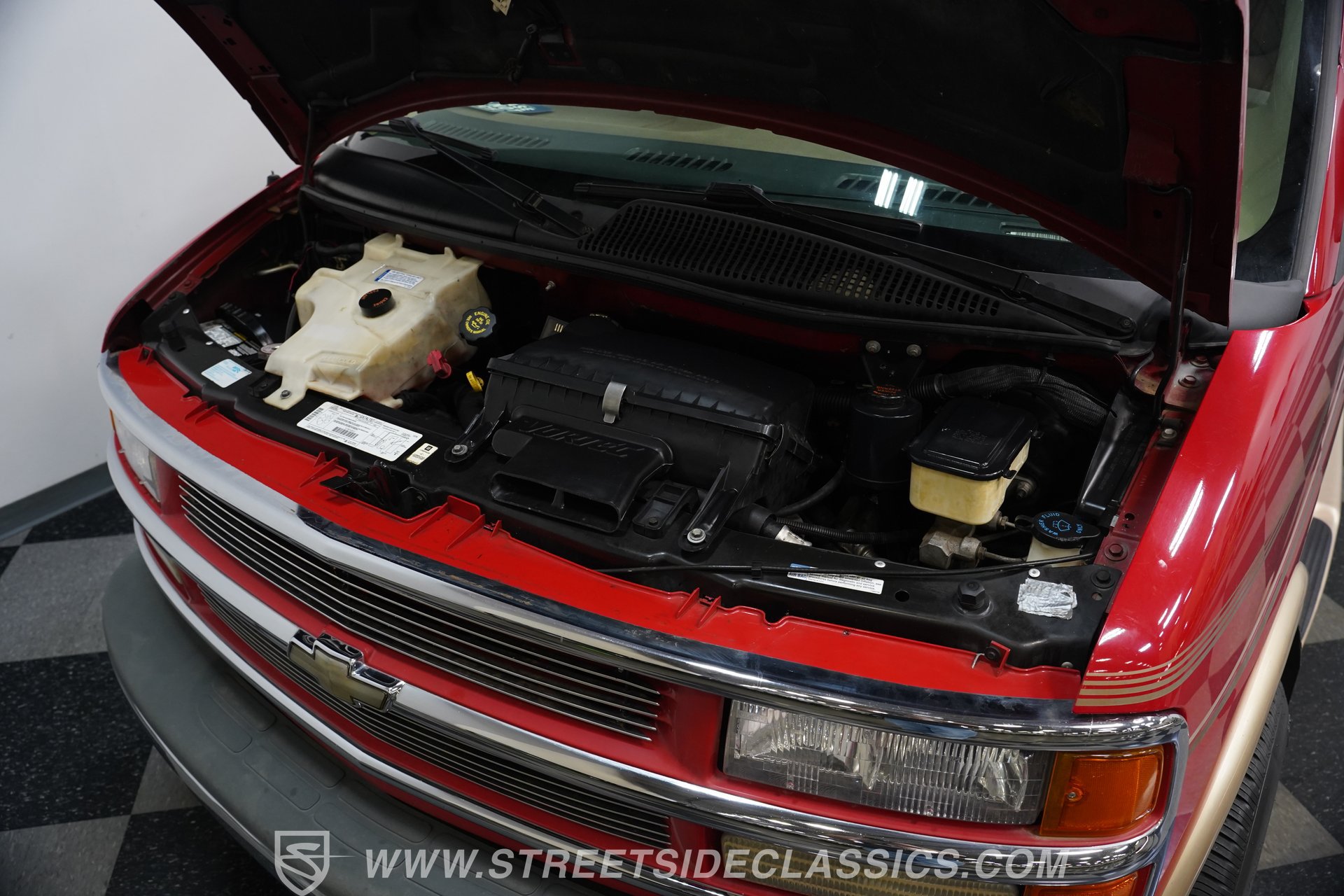 Used 1996 Chevrolet Express 1500 RWD image 31