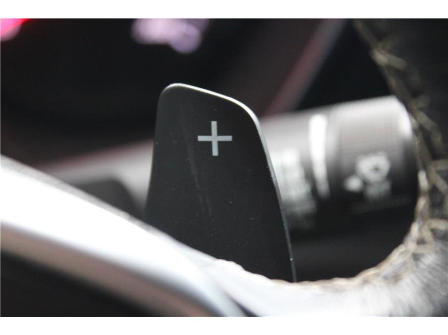 Used 2018 Chevrolet Camaro SS image 21