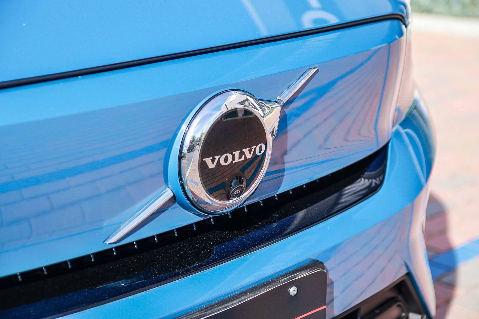 Used 2023 Volvo XC40 Recharge Ultimate w/ Protection Package Premier AWD/4WD image 13