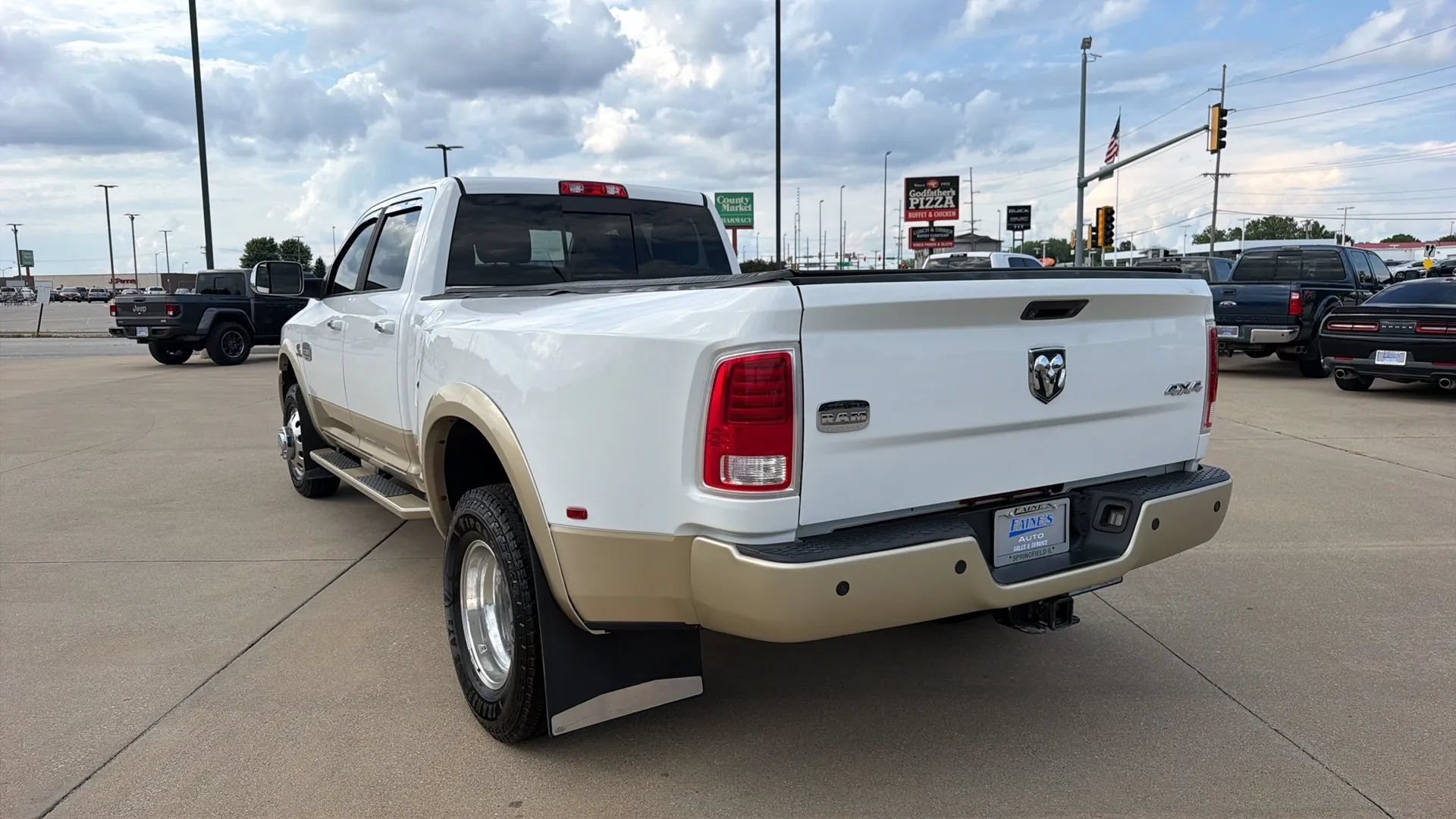 Used 2015 RAM 3500 Laramie Longhorn w/ Convenience Group AWD/4WD image 16