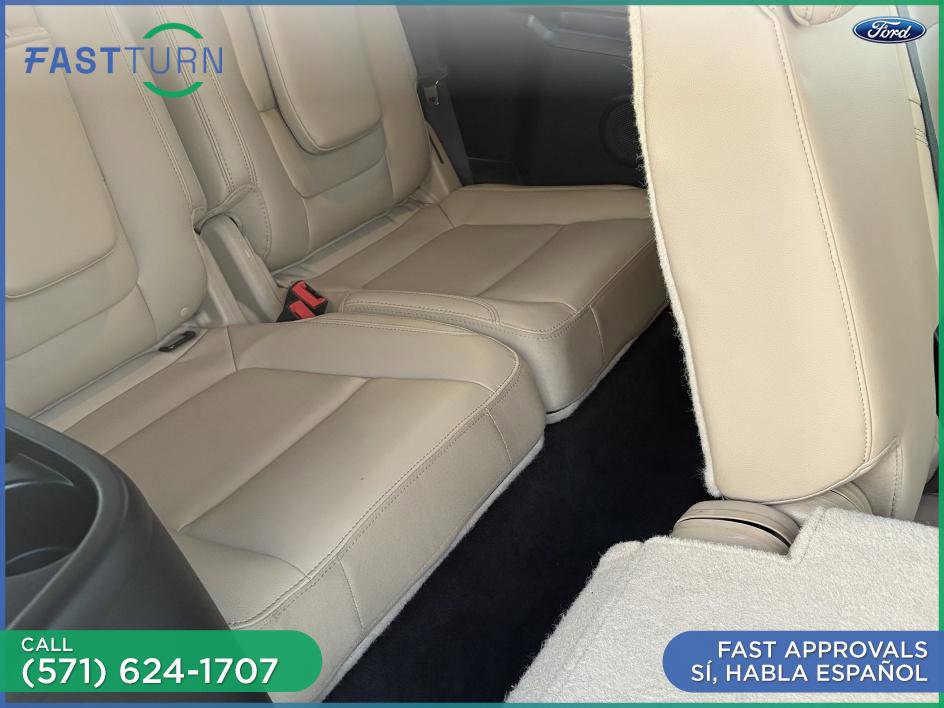 Used 2017 Ford Explorer XLT w/ Equipment Group 202A image 17