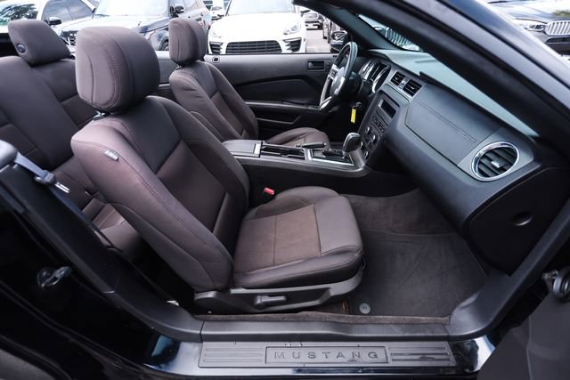 Used 2013 Ford Mustang GT RWD image 24