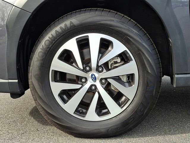 Certified 2025 Subaru Outback Premium image 8