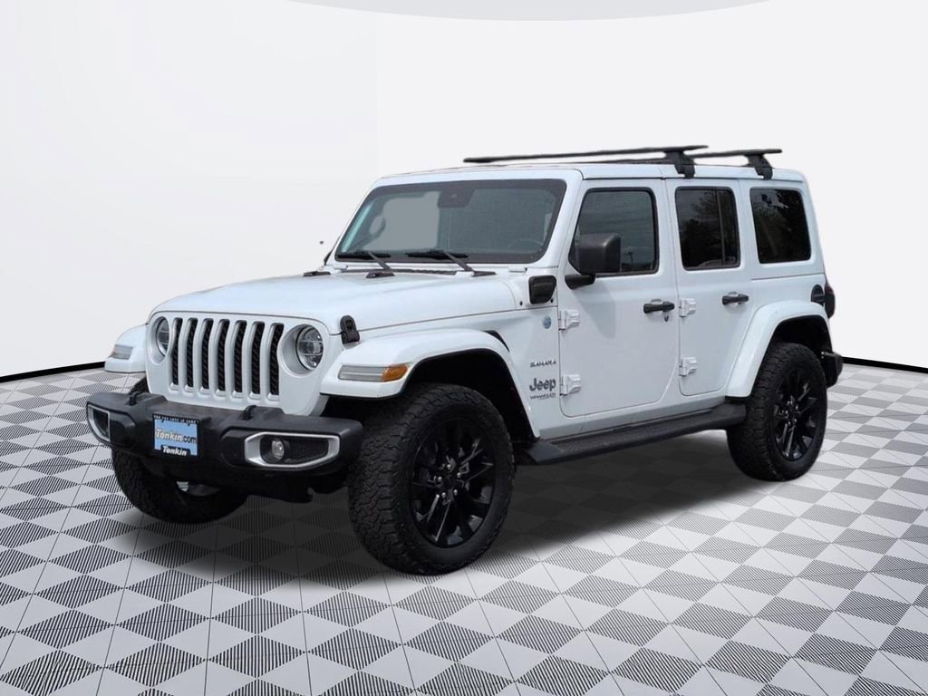 Used 2021 Jeep Wrangler Unlimited Sahara w/ Cold Weather Group AWD/4WD image 2