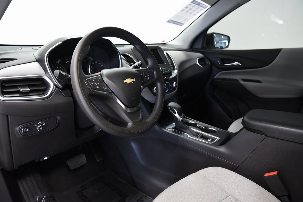 Used 2024 Chevrolet Equinox LS w/ LS Convenience Package image 18
