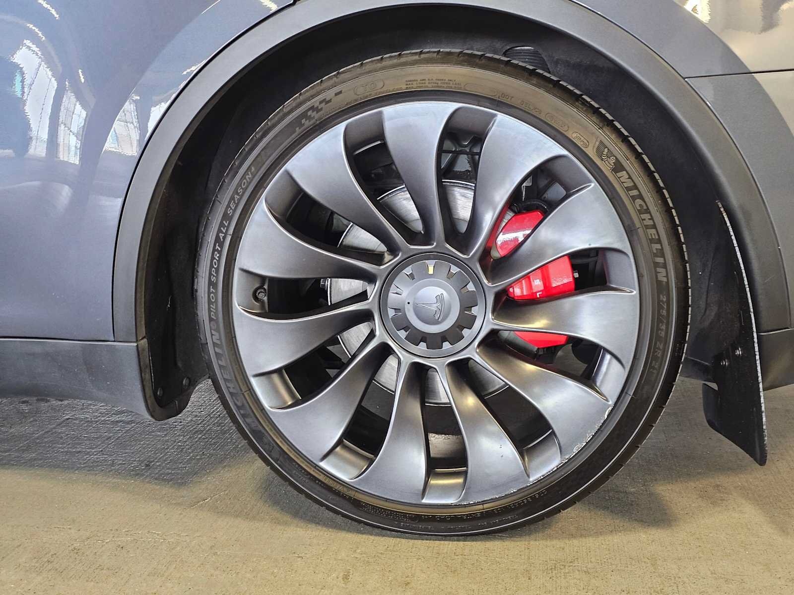 Used 2023 Tesla Model Y Performance AWD/4WD image 8