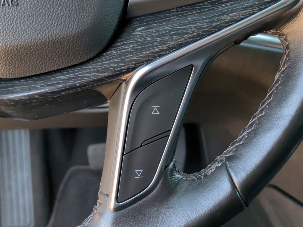 Used 2023 Cadillac XT5 Premium Luxury AWD/4WD image 18