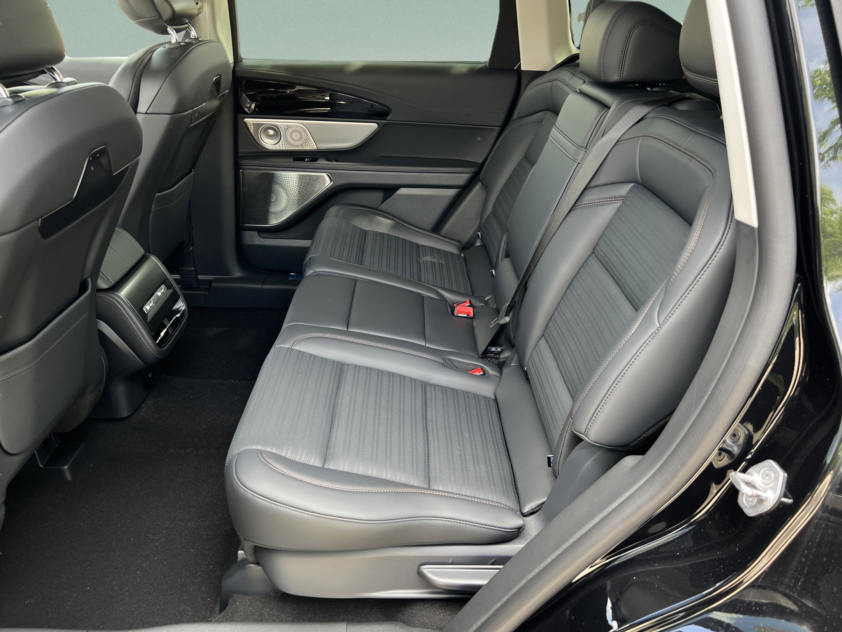 New 2026 Lincoln Nautilus Reserve AWD/4WD image 23