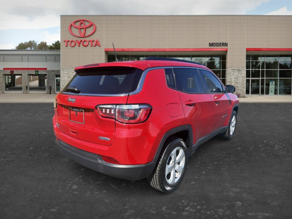 Used 2019 Jeep Compass Latitude w/ Popular Equipment Group image 5