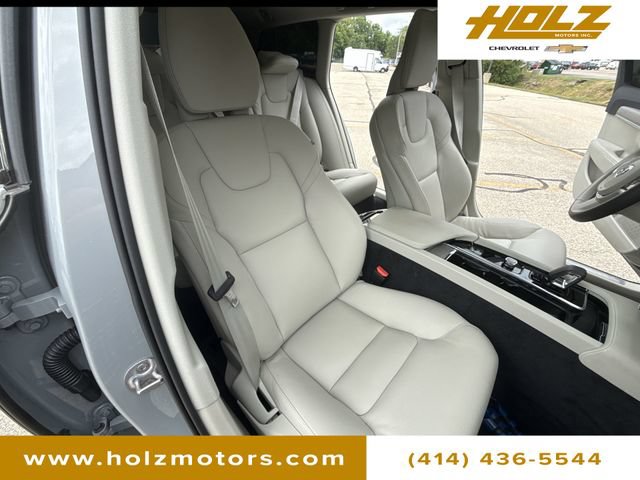 Used 2025 Volvo V90 B6 Cross Country Plus w/ Protection Package Premier AWD/4WD image 28