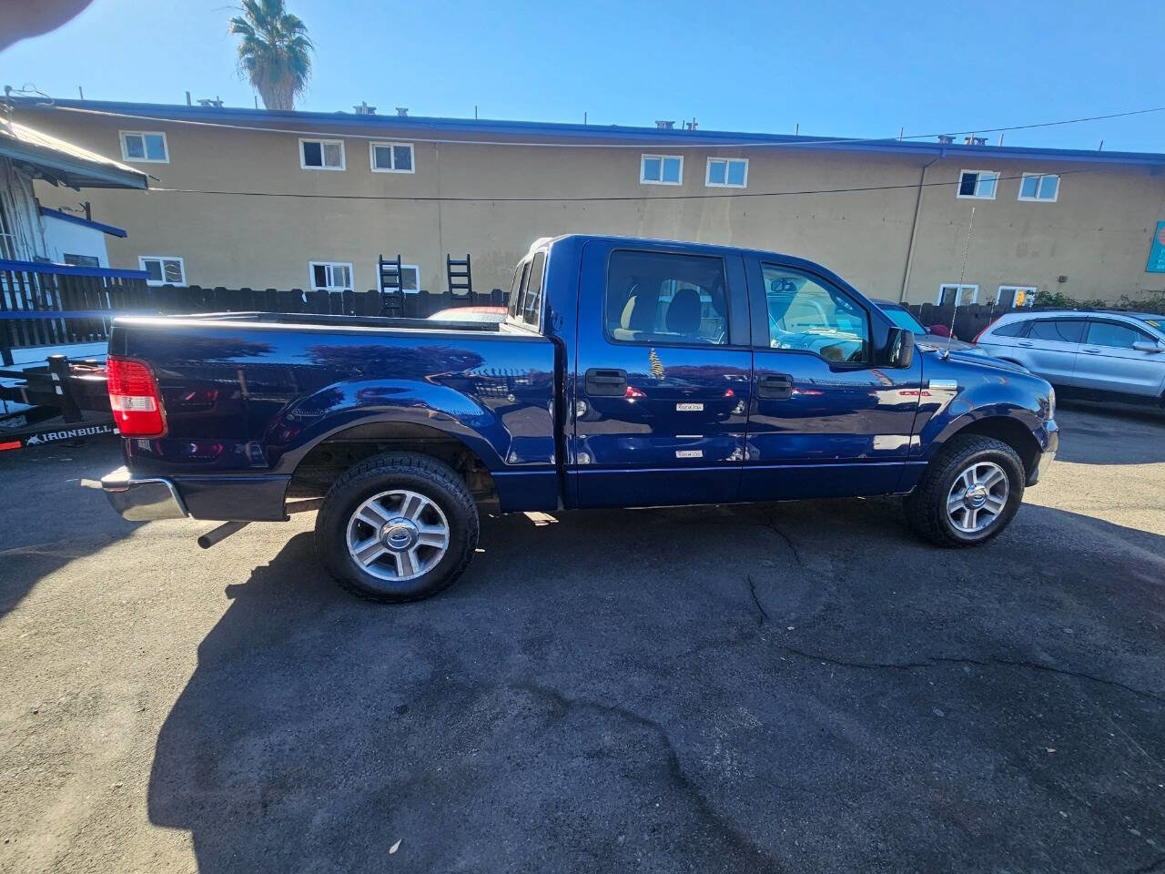 Used 2007 Ford F150 XLT image 4