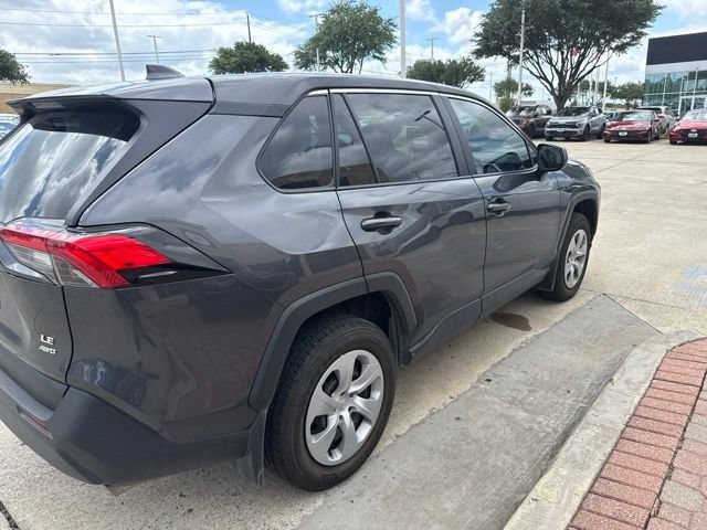 Used 2023 Toyota RAV4 LE AWD/4WD image 6