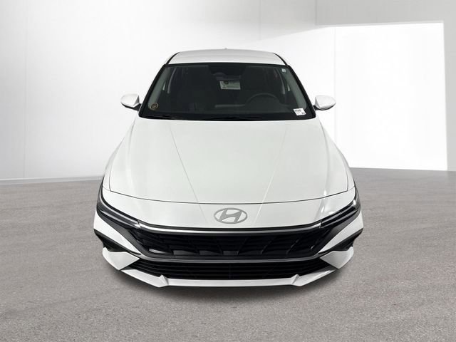 Used 2025 Hyundai Elantra Hybrid FWD image 47
