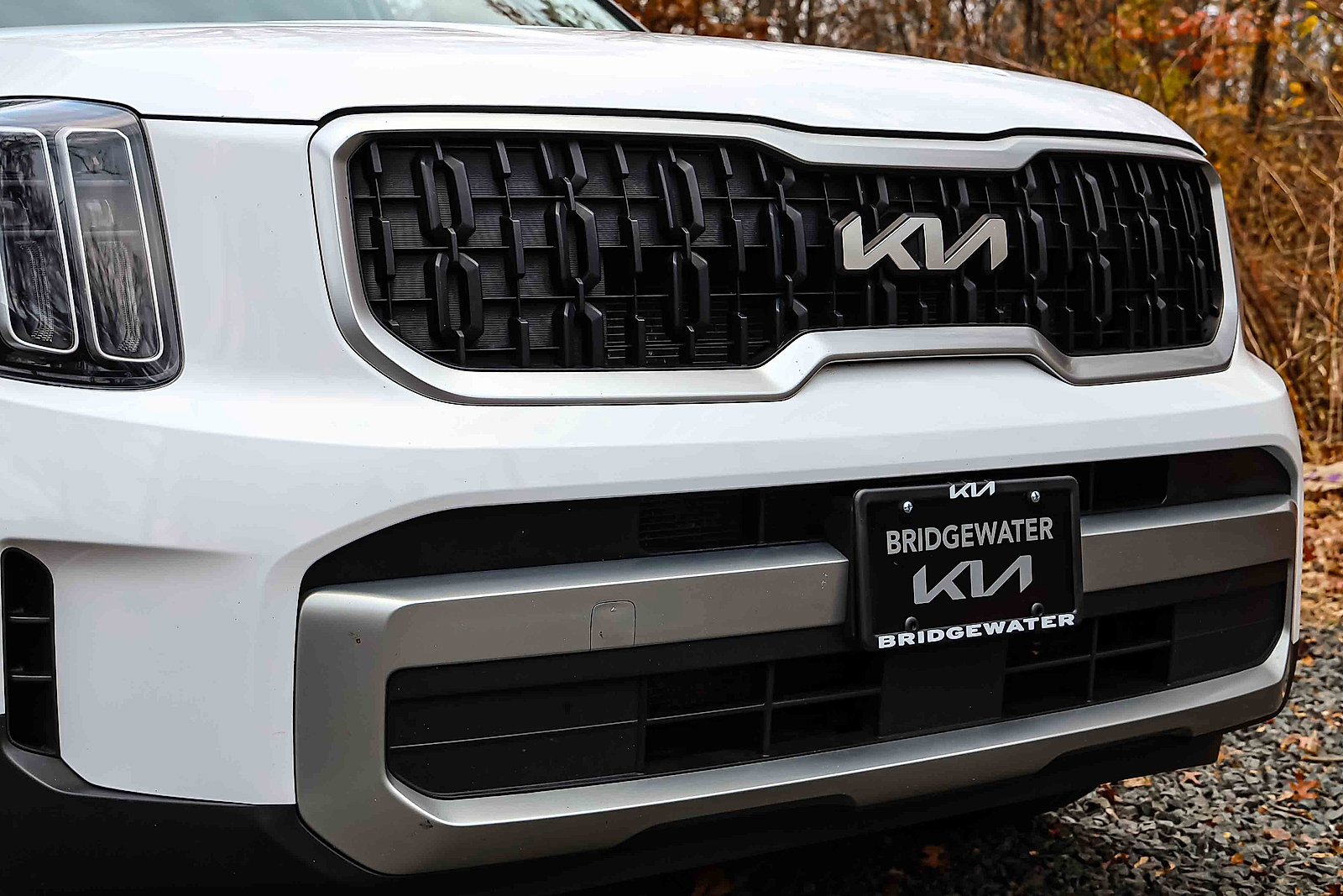 Used 2023 Kia Telluride EX w/ EX Captain's Chair Package image 29