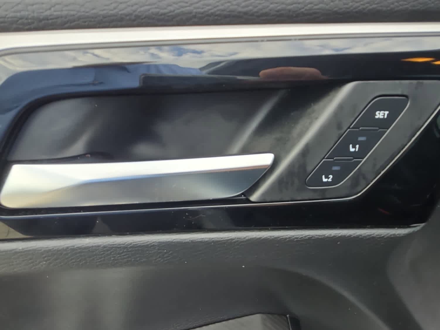 Used 2022 Mitsubishi Outlander SEL AWD/4WD image 25