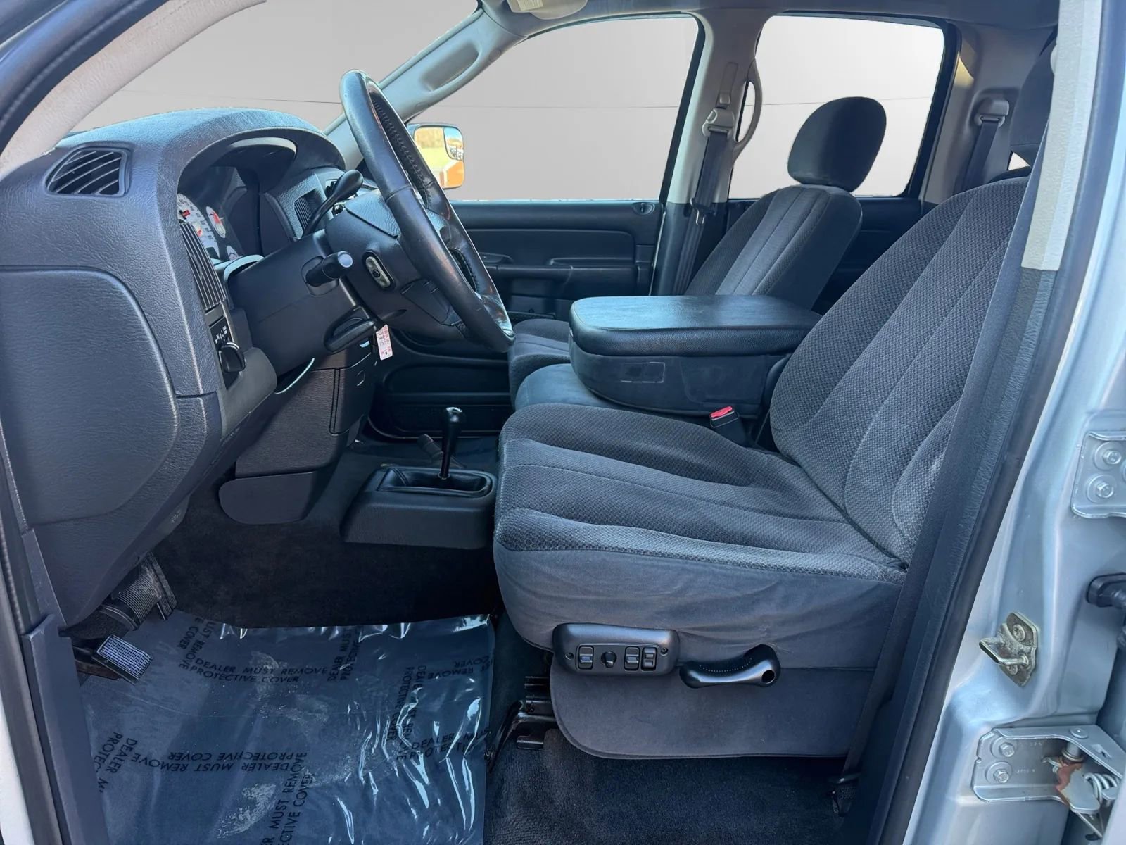 Used 2003 Dodge Ram 2500 Truck SLT image 10