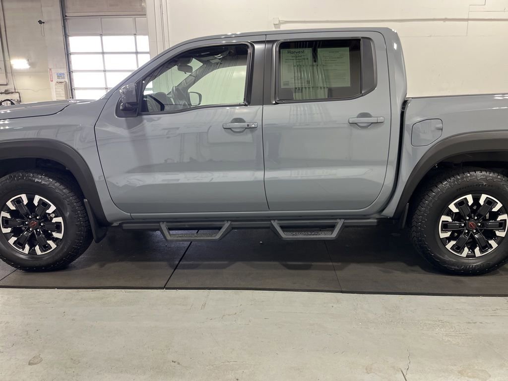 Used 2023 Nissan Frontier PRO-4X w/ Pro Convenience Package image 4