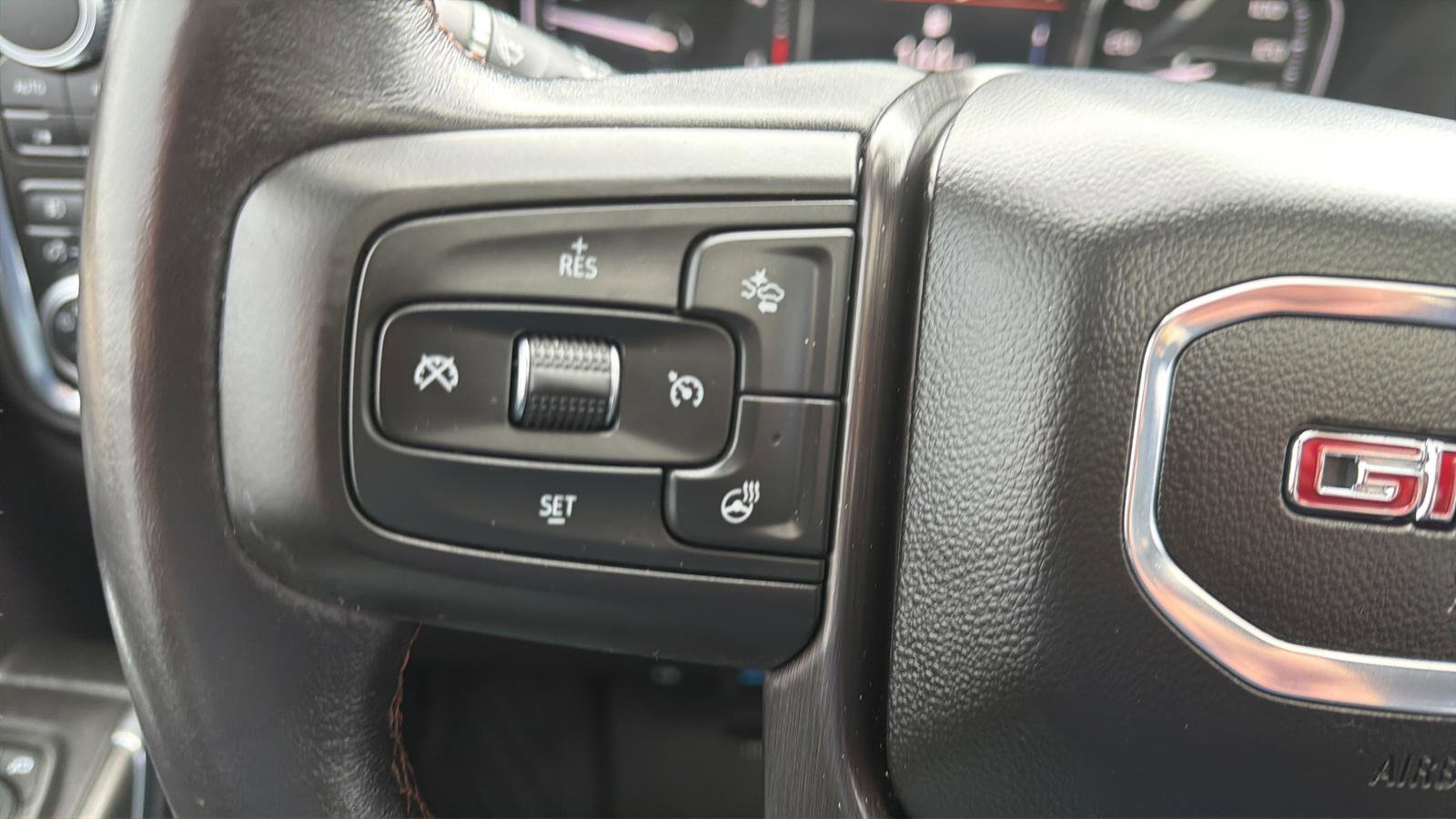 Used 2021 GMC Sierra 2500 AT4 w/ AT4 Premium Plus Package image 17