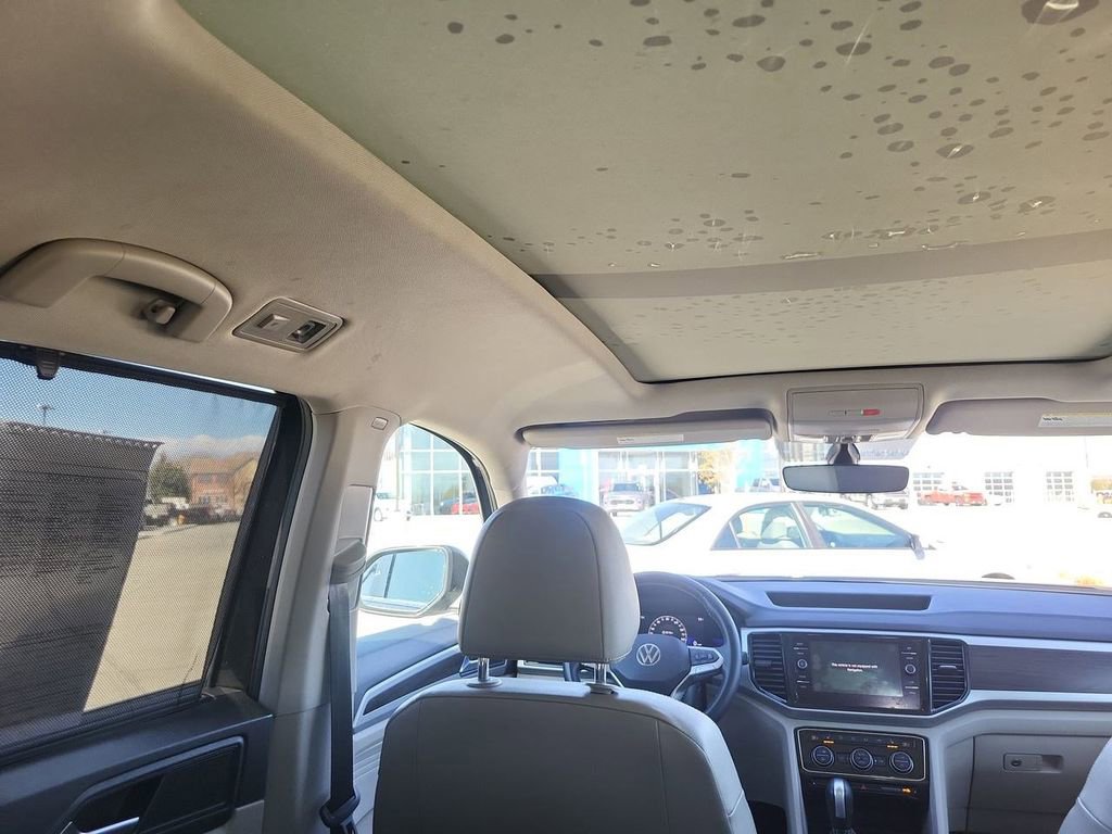 Used 2022 Volkswagen Atlas SE w/ Panoramic Sunroof Package AWD/4WD image 11