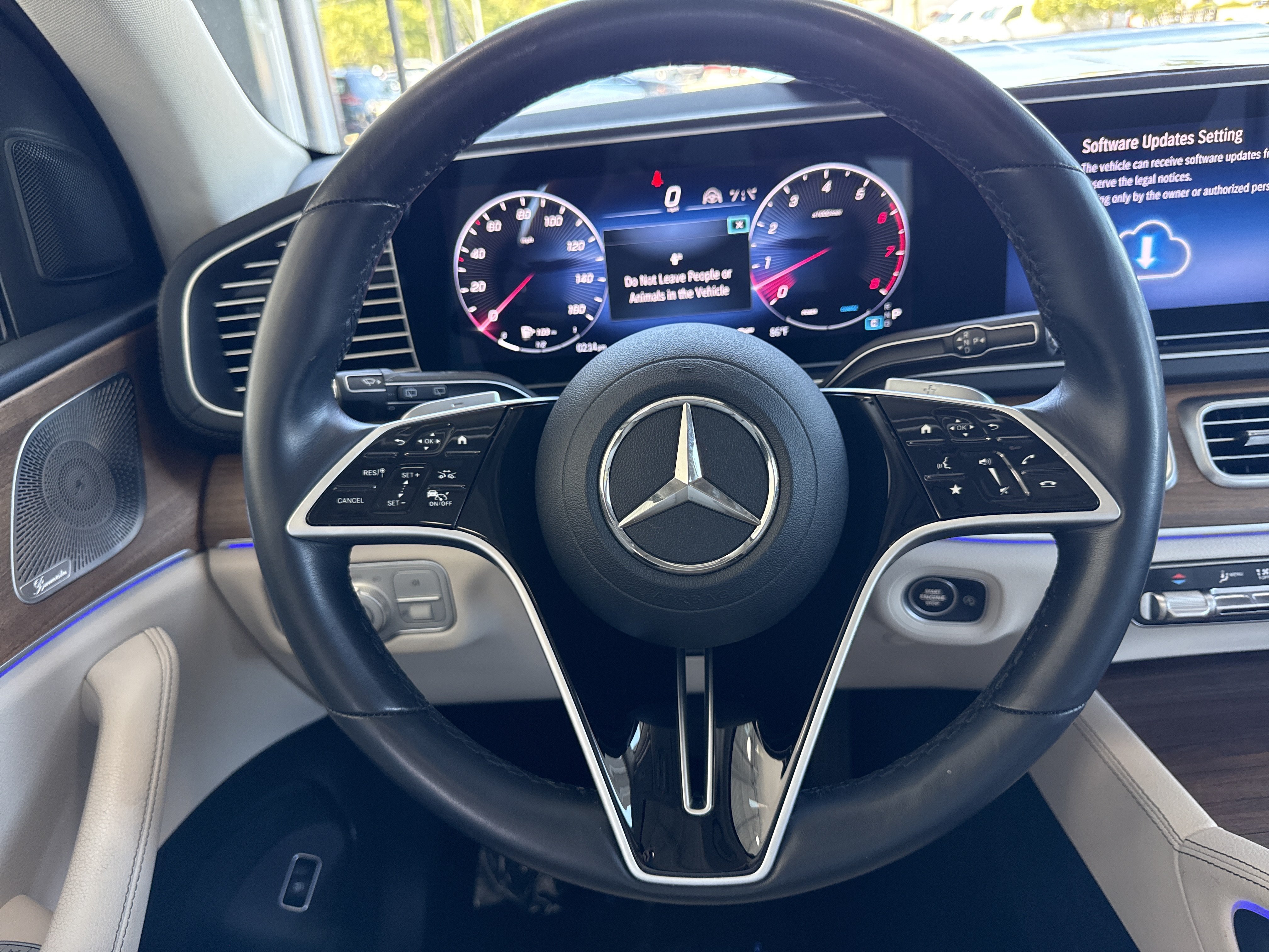 Used 2024 Mercedes-Benz GLS 450 4MATIC image 34