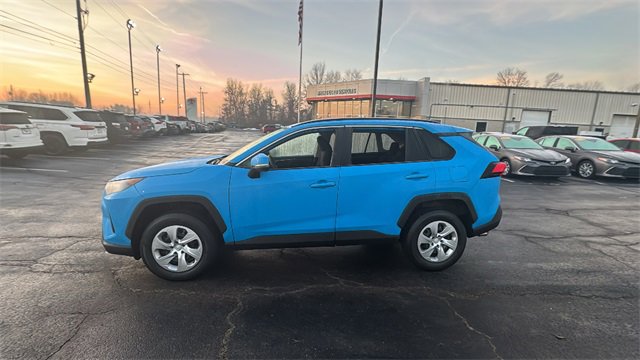 Used 2019 Toyota RAV4 LE image 6
