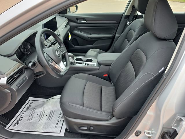 Used 2025 Nissan Altima 2.5 SV w/ SV Special Edition Package AWD/4WD image 17