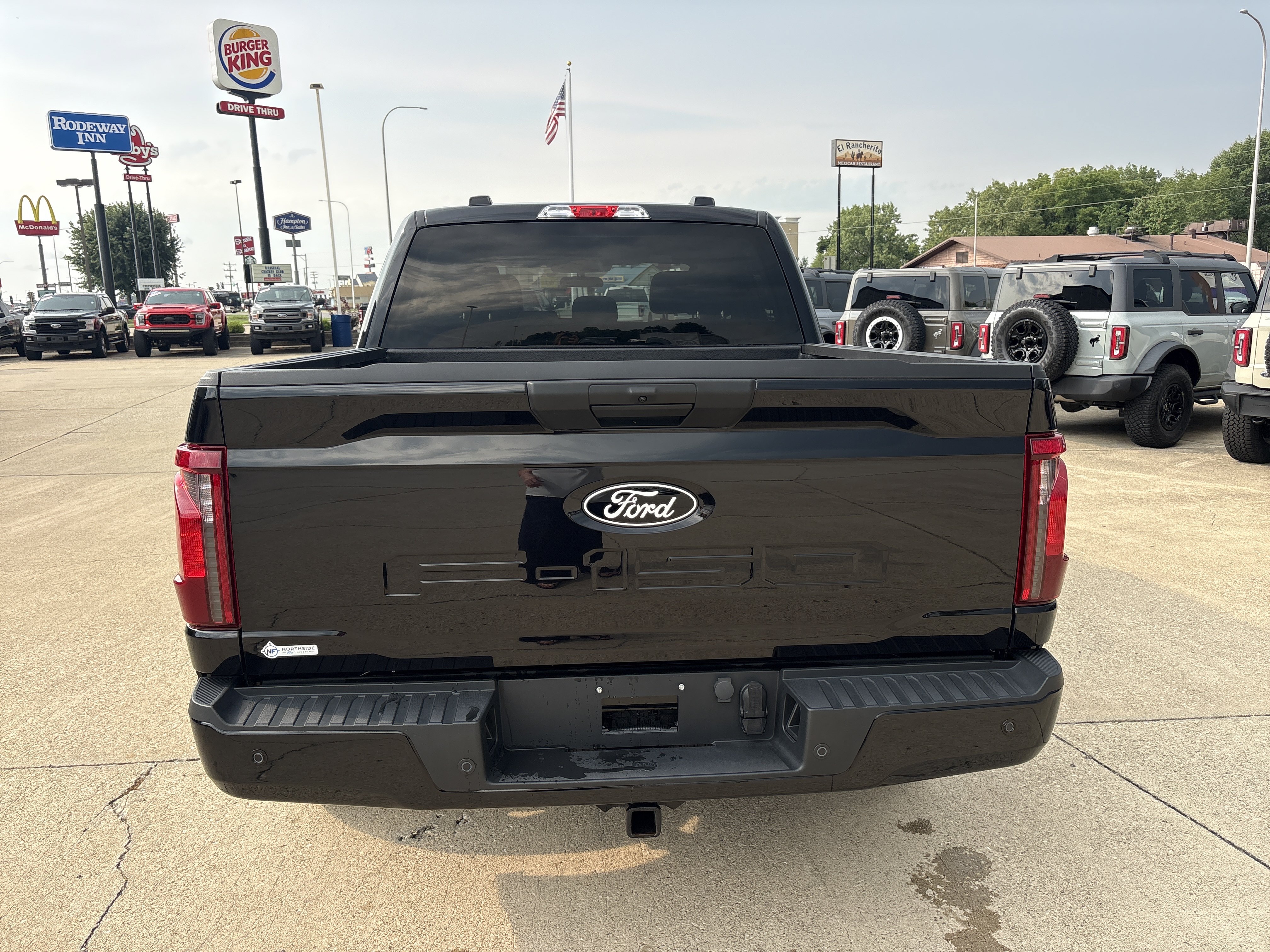 Used 2025 Ford F150 STX w/ STX Black Appearance Package RWD image 4