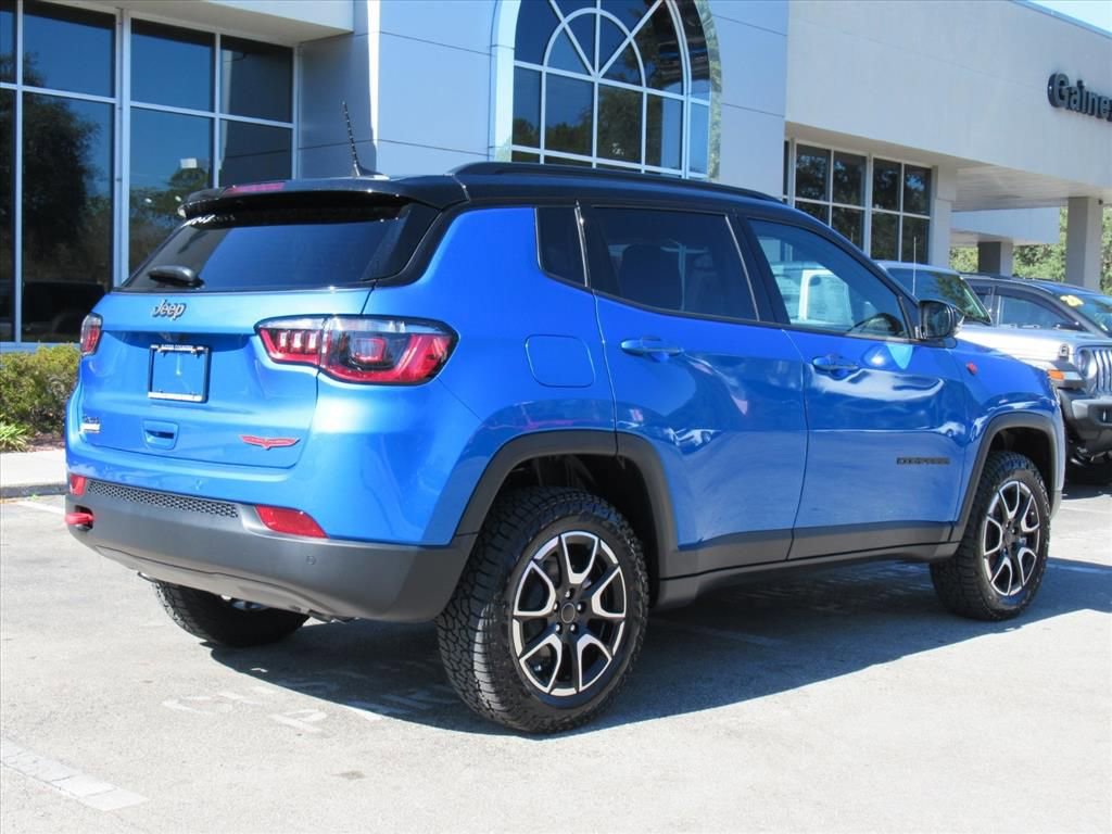New 2026 Jeep Compass Trailhawk image 6