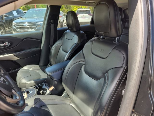 Used 2018 Jeep Cherokee Limited w/ Technology Group image 21