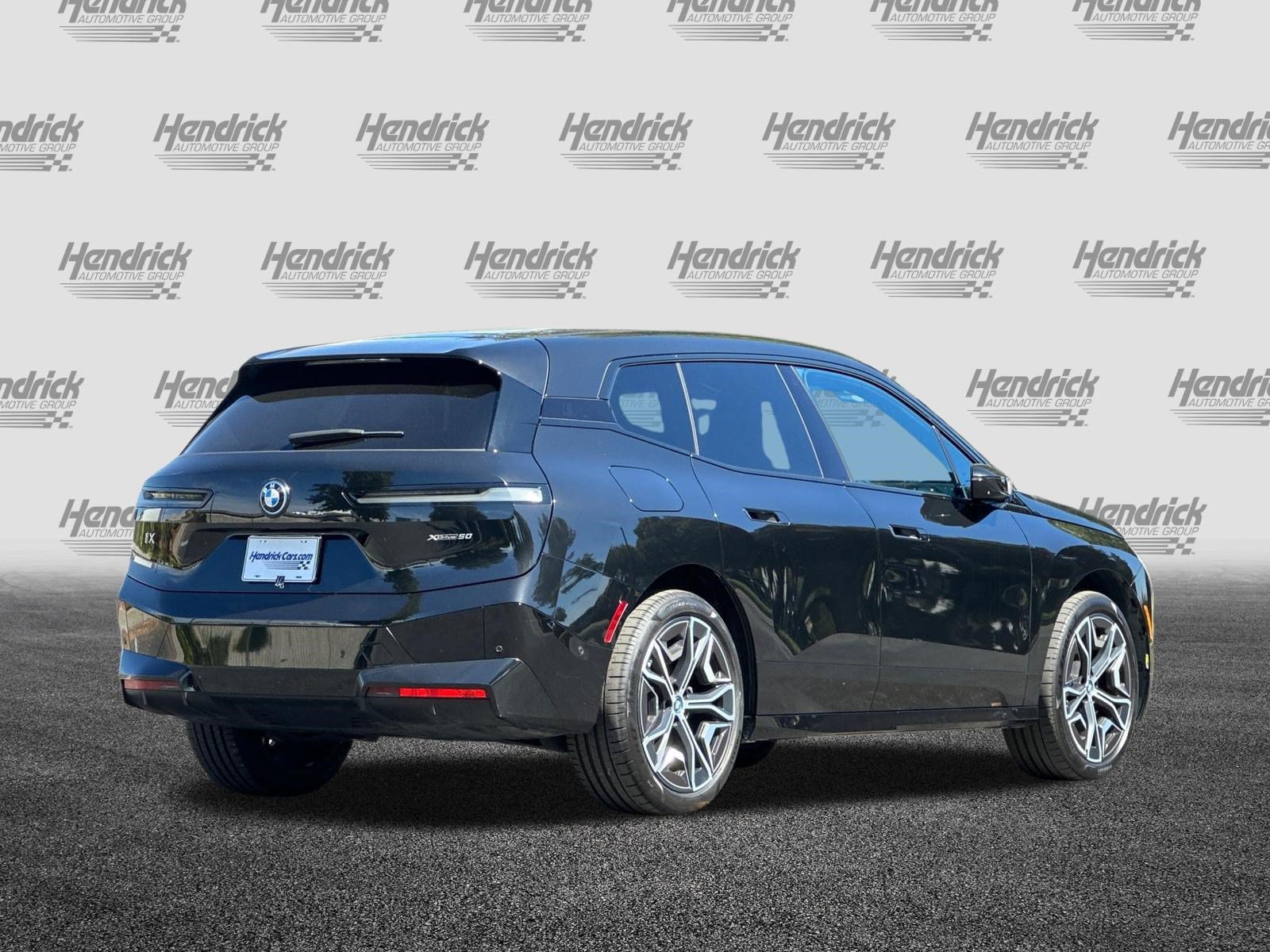 Certified 2024 BMW iX xDrive50 w/ Sport Package AWD/4WD image 5