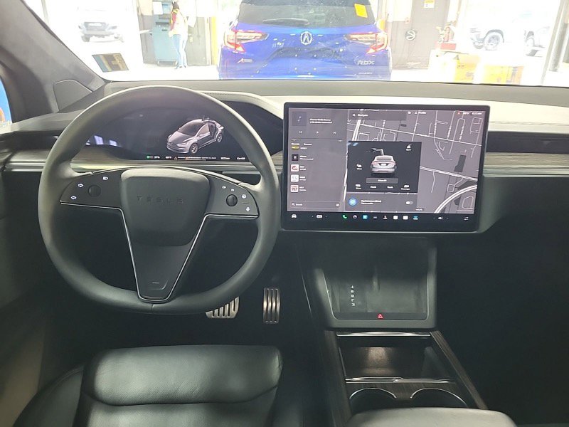 Used 2022 Tesla Model X image 4