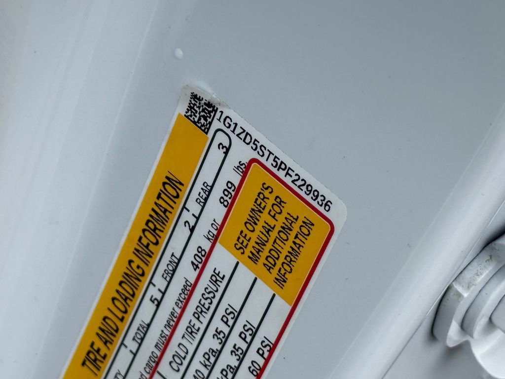 Used 2023 Chevrolet Malibu LT image 37