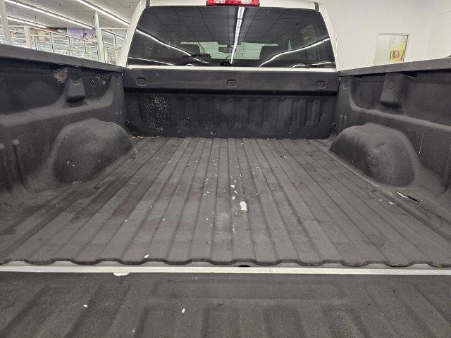 Used 2018 Chevrolet Silverado 1500 Custom w/ Custom Value Package AWD/4WD image 40