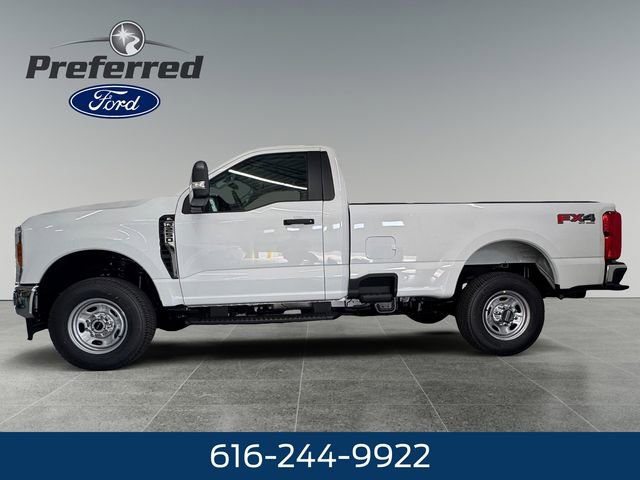 New 2025 Ford F250 XL w/ FX4 Off-Road Package image 3